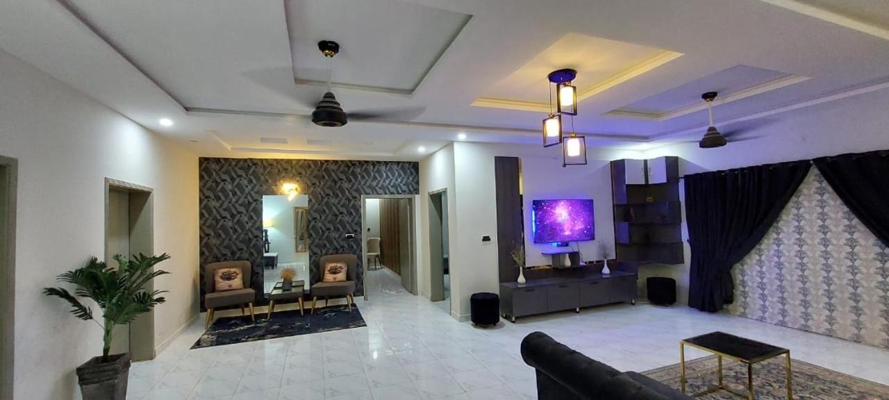 Velvet Vibes Villa Near Islamabad Airport Dhok Sandemar المظهر الخارجي الصورة